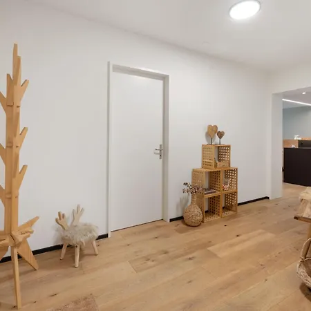 Lenza 106 By Interhome *